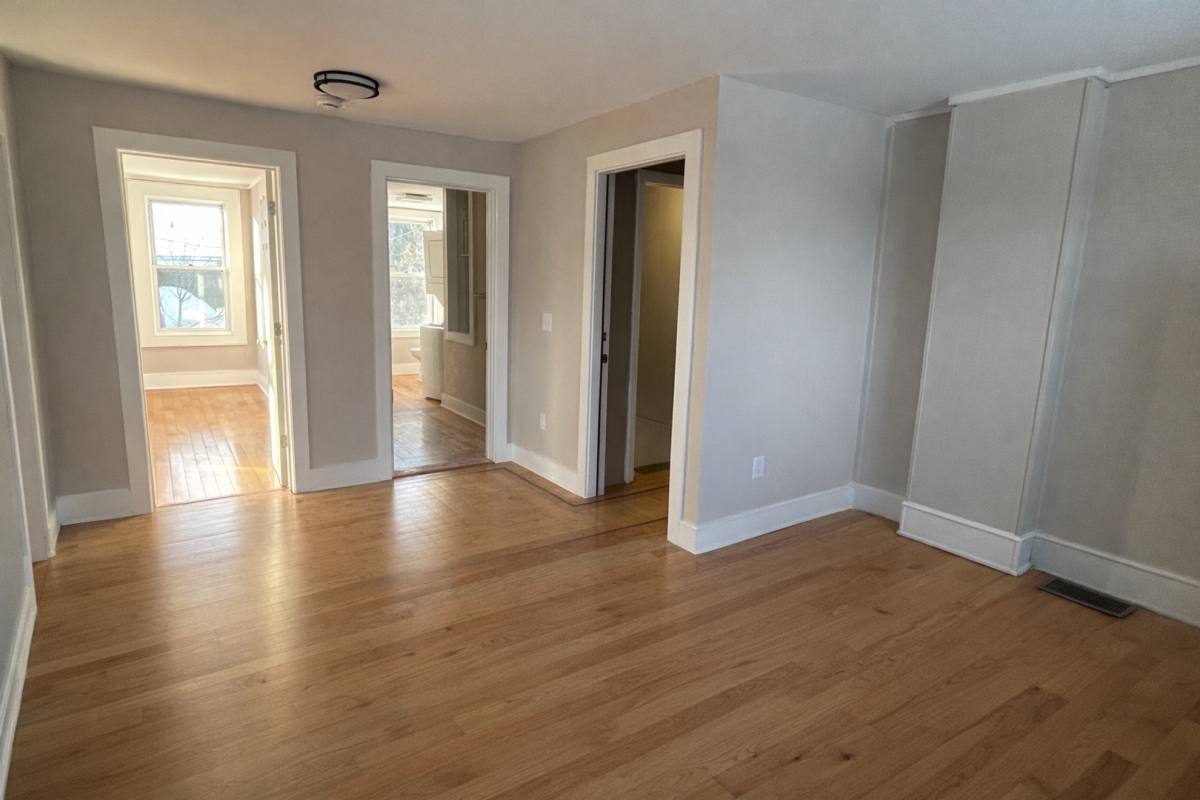 Apartment for rent at 13 Hampden St, Westfield, MA 01085