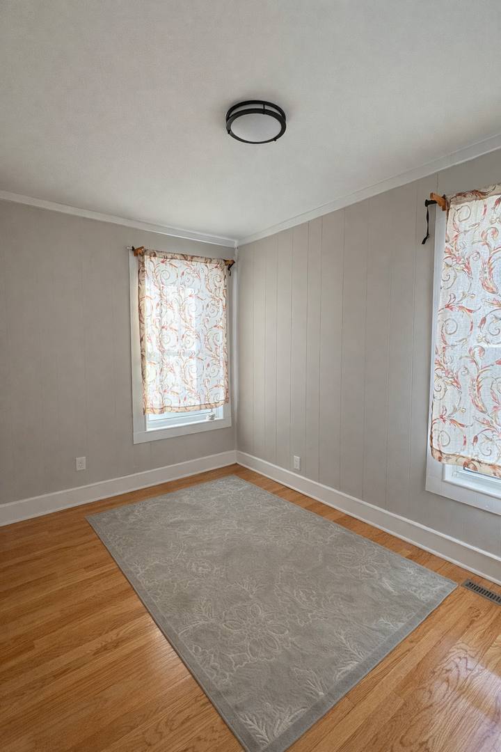 Apartment for rent at 13 Hampden St, Westfield, MA 01085