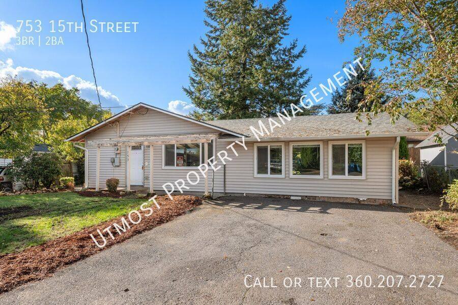 House for rent at 753 15th St, Washougal, WA 98671