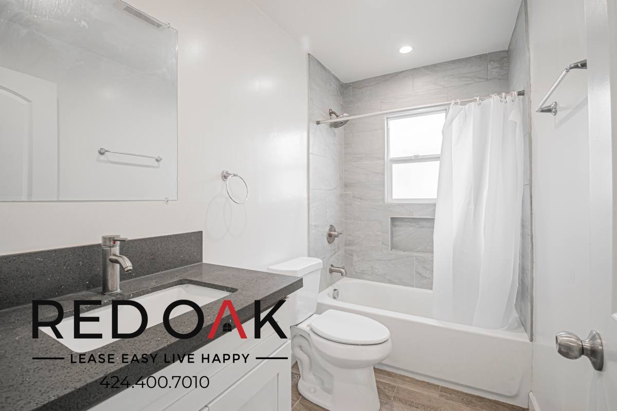 Condo for rent at 923 W 75th St #927 3 4, Los Angeles, CA 90043