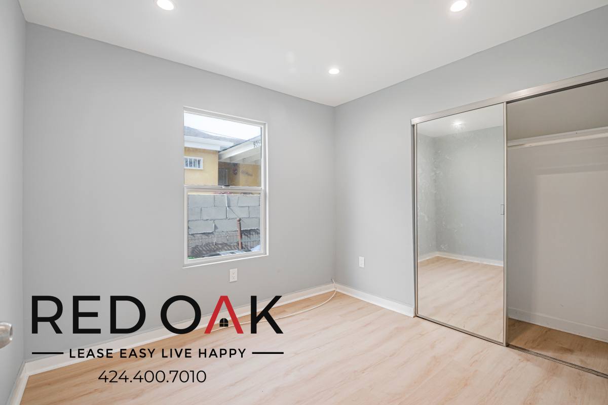 Condo for rent at 923 W 75th St #927 3 4, Los Angeles, CA 90043