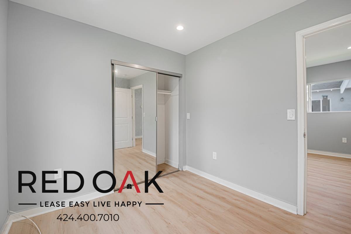 Condo for rent at 923 W 75th St #927 3 4, Los Angeles, CA 90043