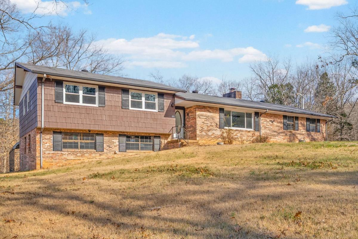 House for rent at 103 Millers Hill Rd, Dover, TN 37058