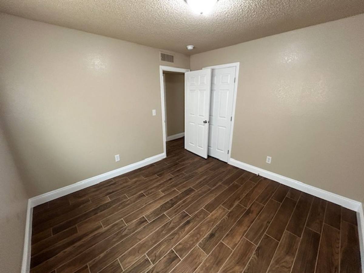 House for rent at 1520 N Giddings St, Visalia, CA 93291