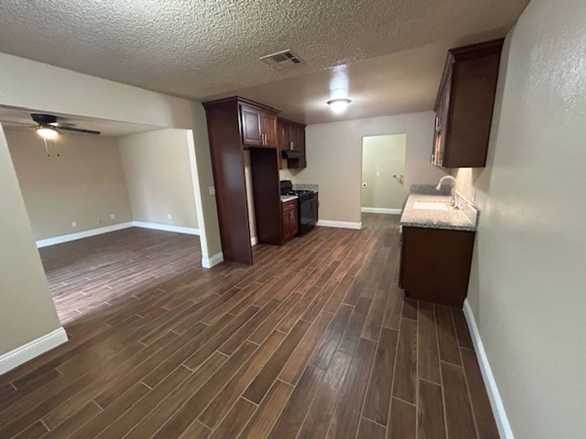 House for rent at 1520 N Giddings St, Visalia, CA 93291
