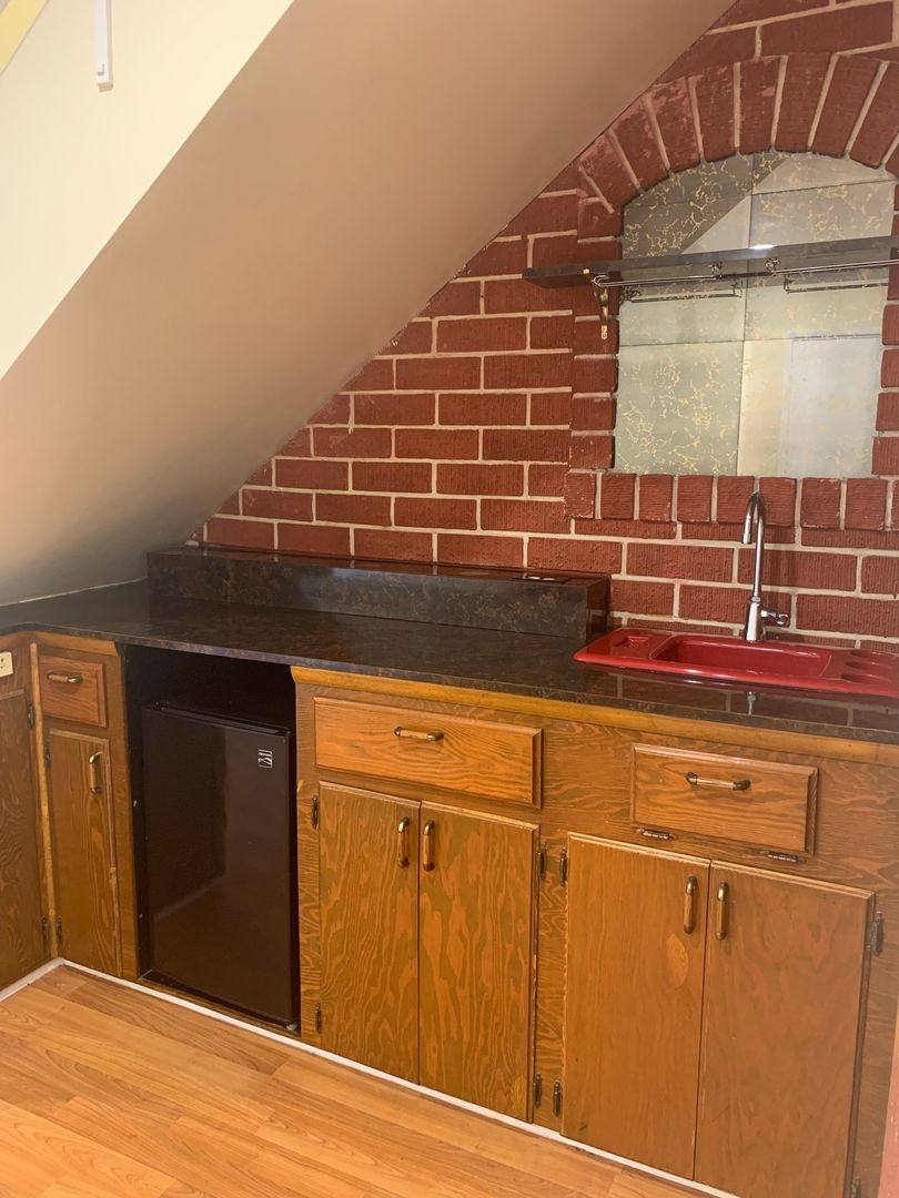 House for rent at 2023 Karen St, Burbank, CA 91504