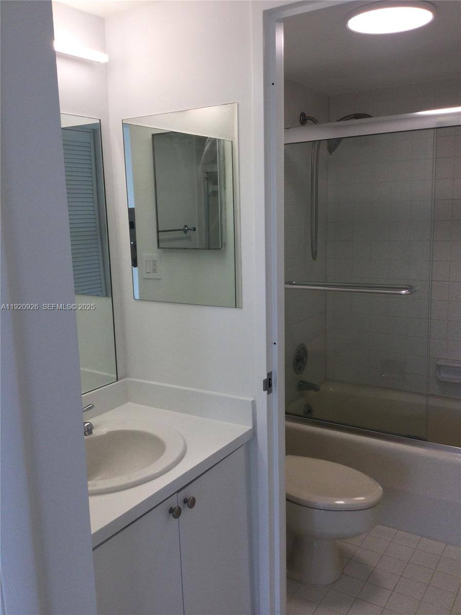 Apartment for rent at 500 Three Islands Blvd #500M16, Hallandale, FL 33009