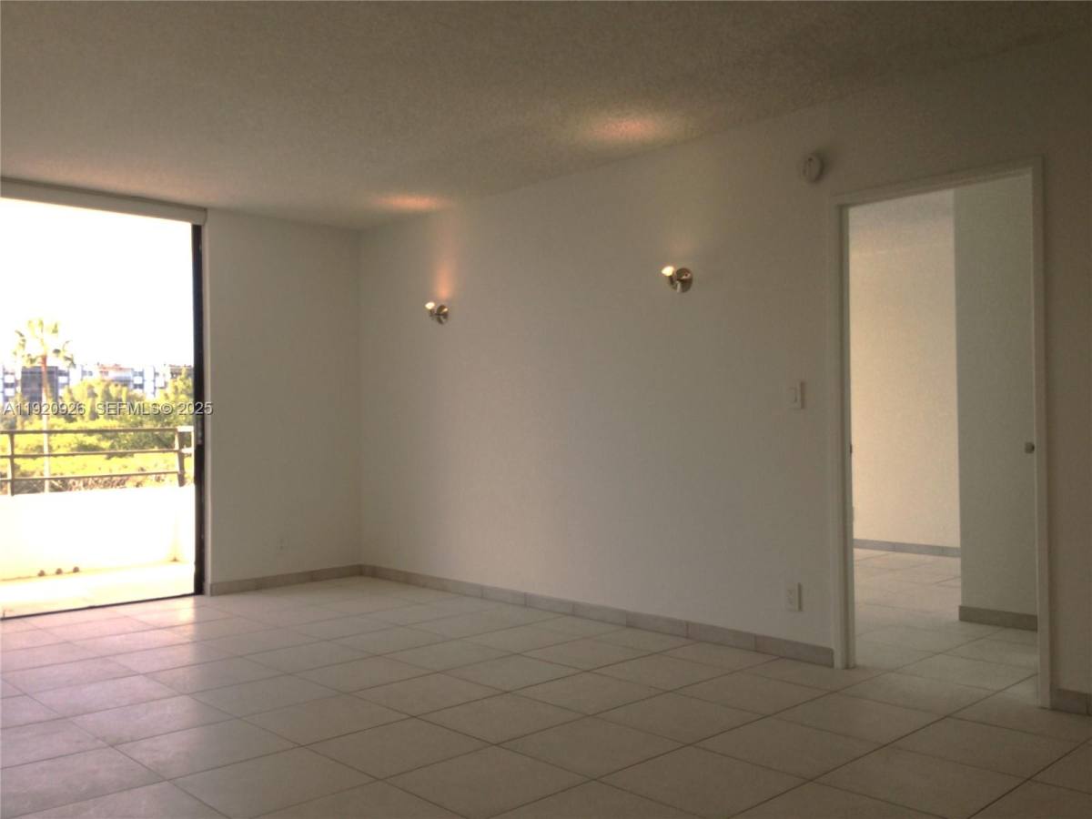 Apartment for rent at 500 Three Islands Blvd #500M16, Hallandale, FL 33009