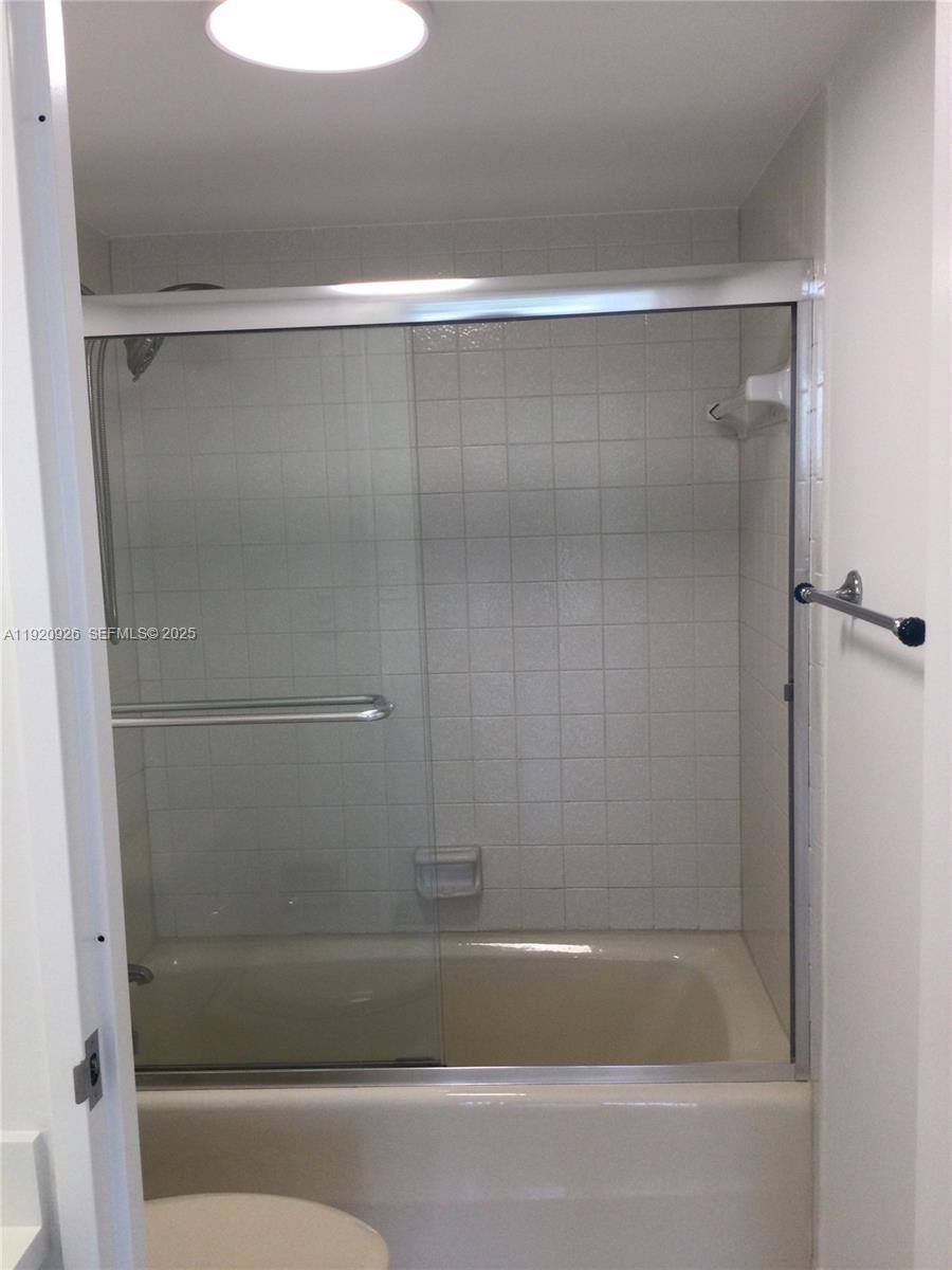 Apartment for rent at 500 Three Islands Blvd #500M16, Hallandale, FL 33009