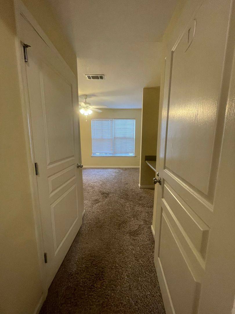 Apartment for rent at 3720 Spruce Ridge Way, Knoxville, TN 37920