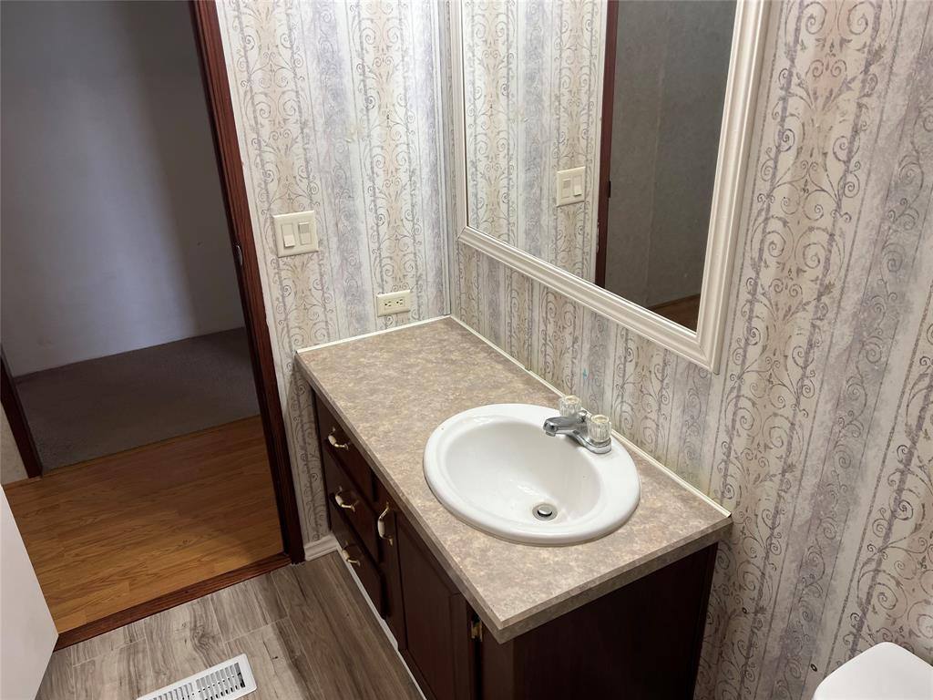 Apartment for rent at 2648 County Rd #600, Farmersville, TX 75442