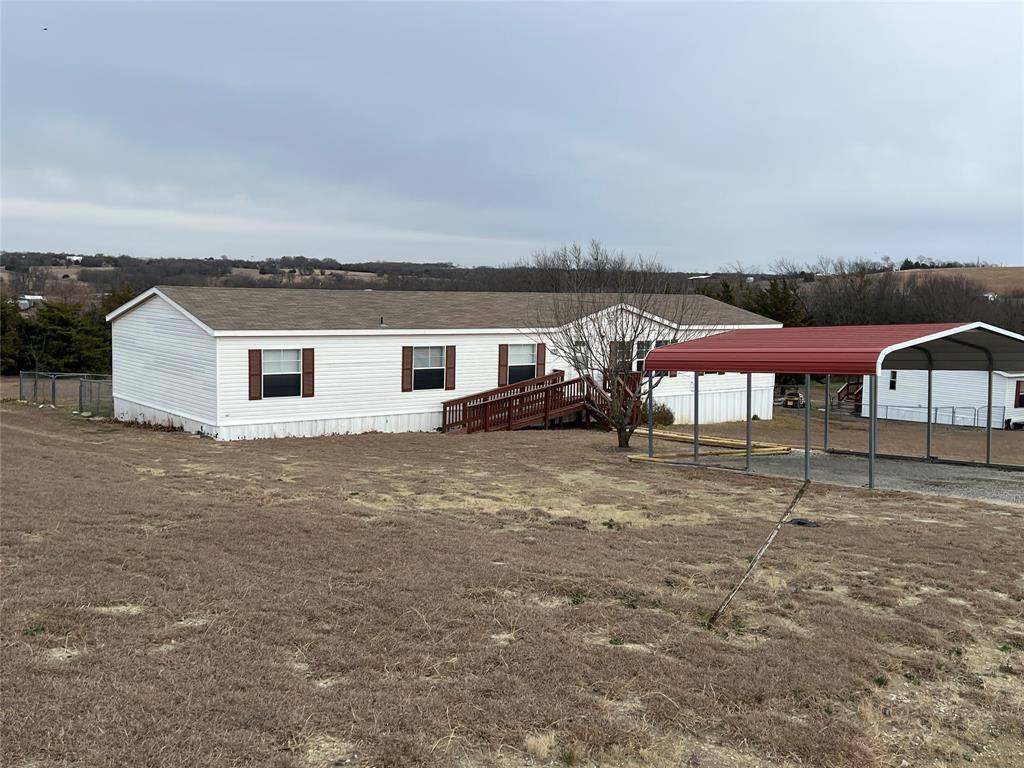 Apartment for rent at 2648 County Rd #600, Farmersville, TX 75442