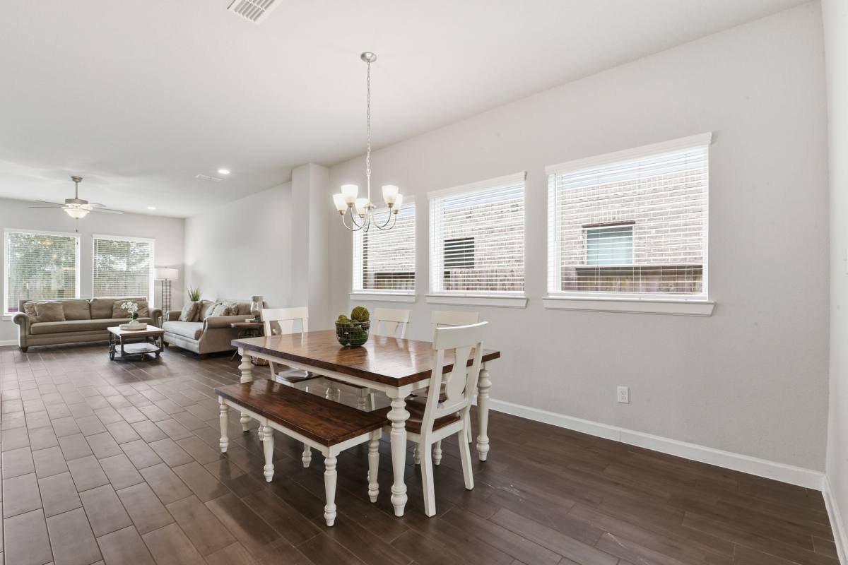 Apartment for rent at 3410 Shockley Lane, Rosharon, TX 77583