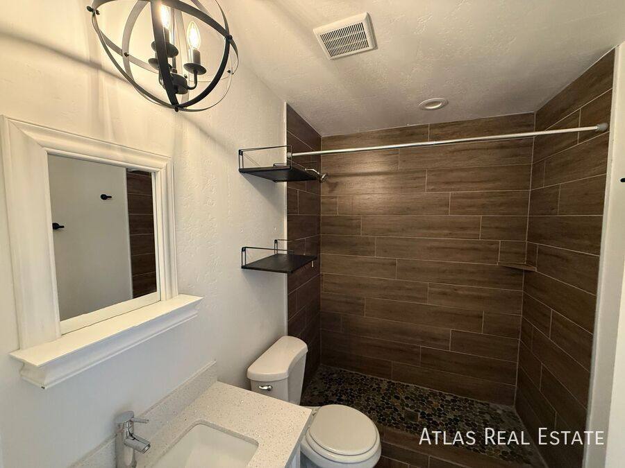 Apartment for rent at 1606 W Taylor St #A, Phoenix, AZ 85007