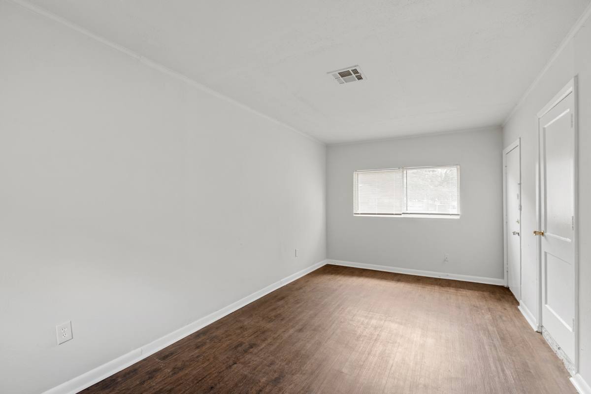 Apartment for rent at 7918 Jutland Rd, Houston, TX 77033