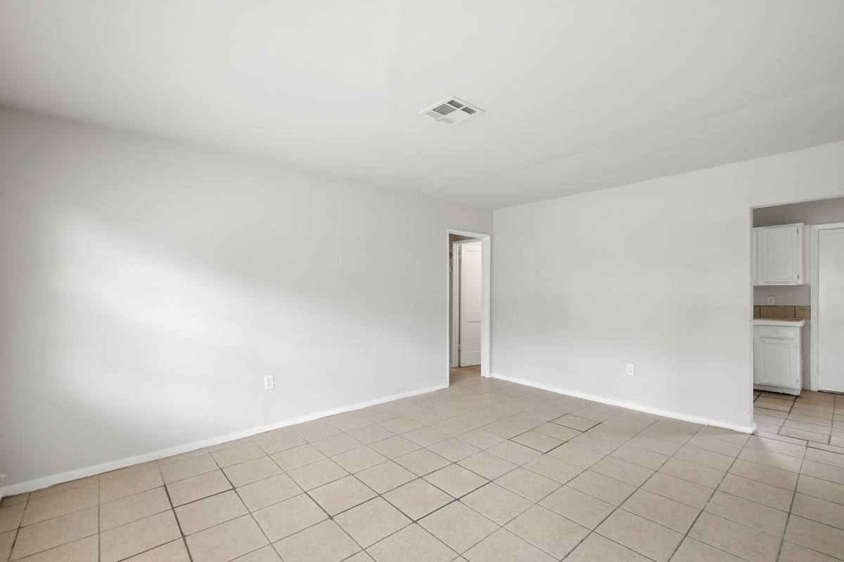 Apartment for rent at 7918 Jutland Rd, Houston, TX 77033