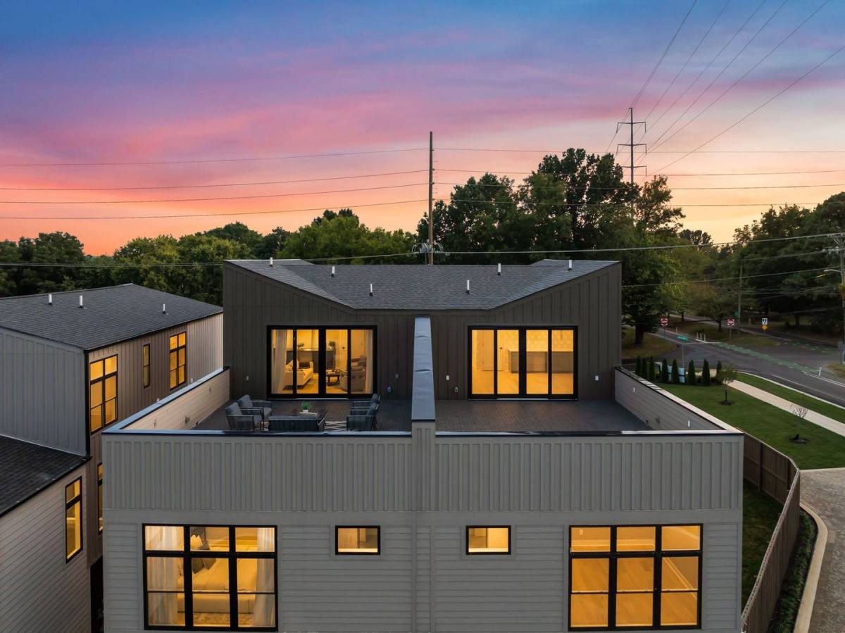 House for rent at 2305 Eastland Ave, Nashville, TN 37206