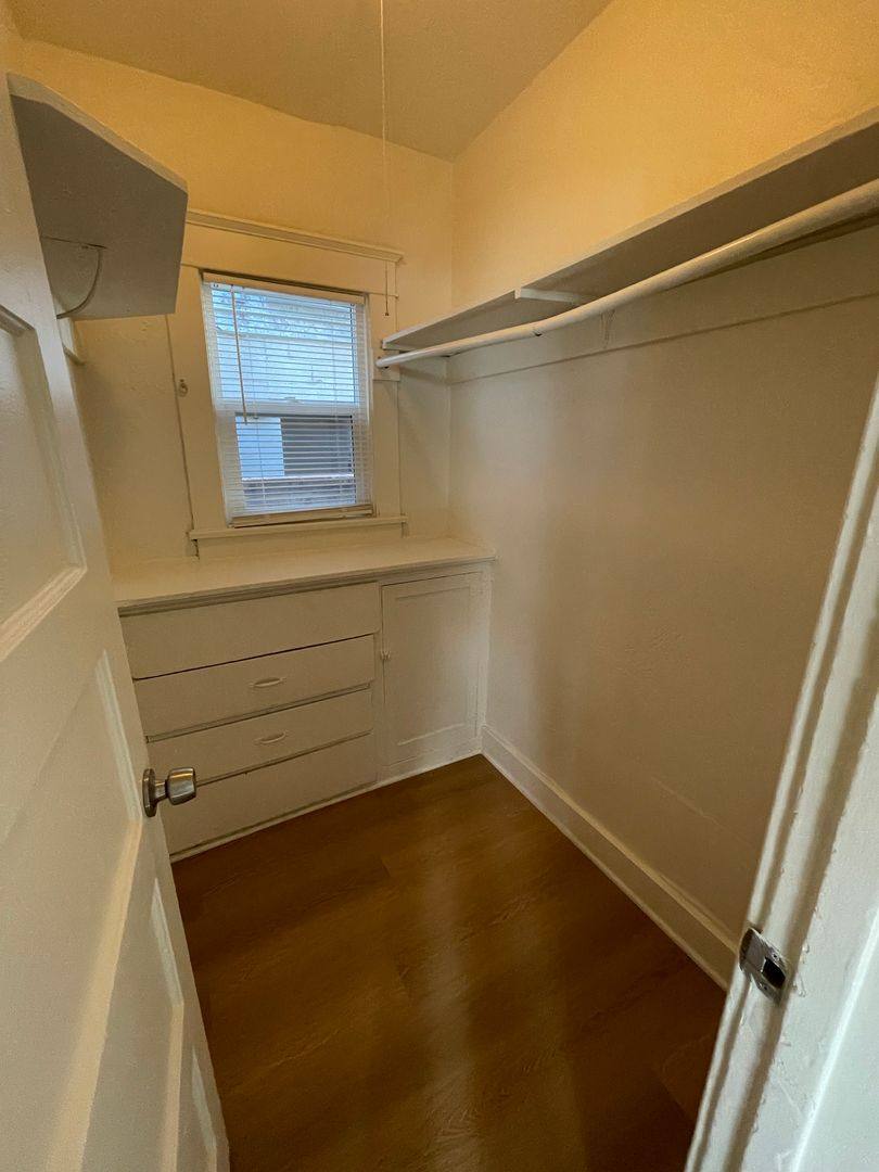 Apartment for rent at 1059 Gladys Ave, Long Beach, CA 90804