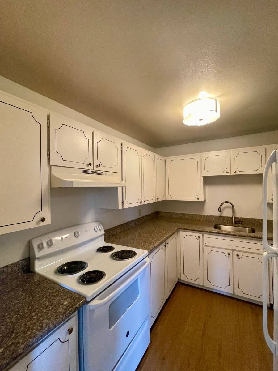 Apartment for rent at 3060 SW Avalon Way, Seattle, WA 98126