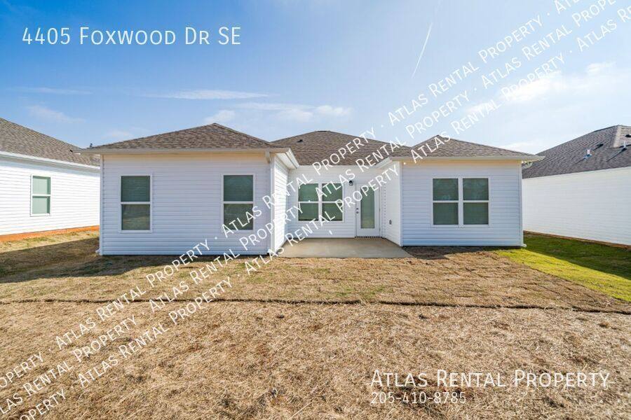 House for rent at 4405 Foxwood Dr SE, Decatur, AL 35603