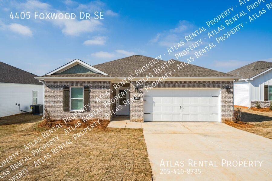 House for rent at 4405 Foxwood Dr SE, Decatur, AL 35603