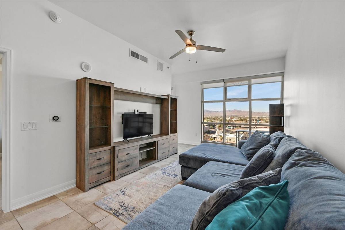 Apartment for rent at 150 N Las Vegas Blvd, Las Vegas, NV 89101