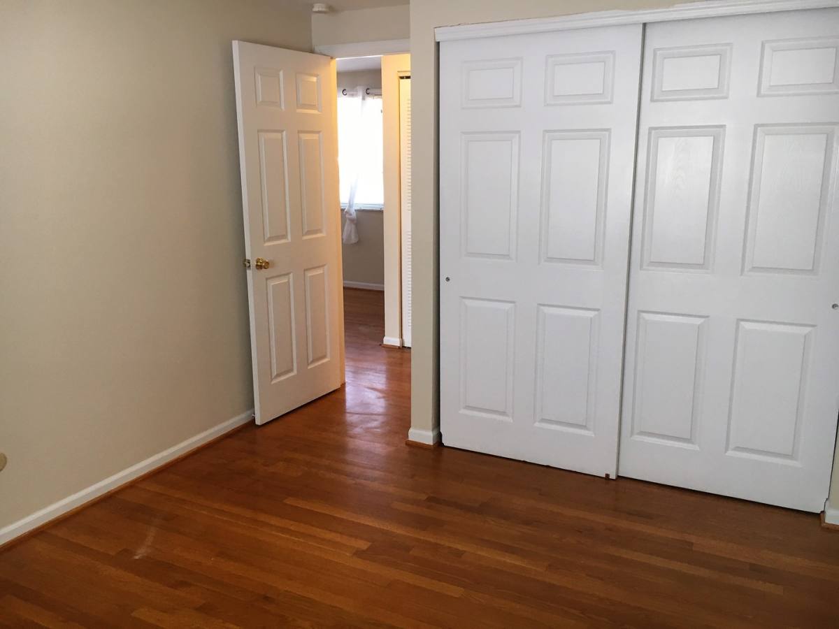 Apartment for rent at 712-714 Riverview Dr, Columbus, OH 43202