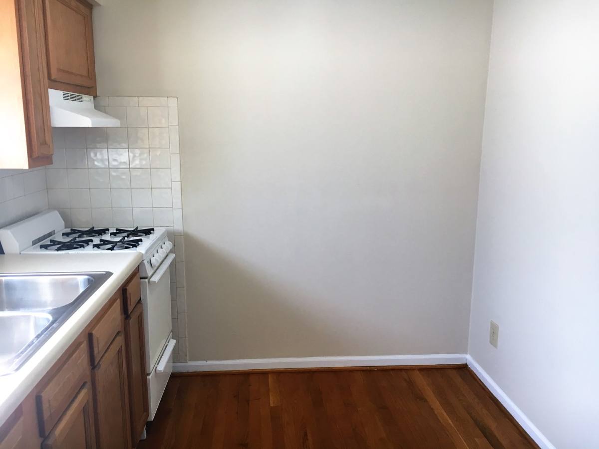 Apartment for rent at 712-714 Riverview Dr, Columbus, OH 43202
