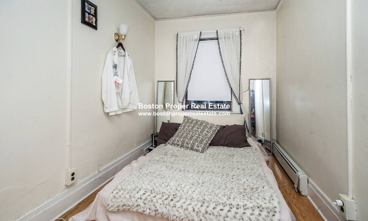 Apartment for rent at 94 W Cedar #2, Boston, MA 02114
