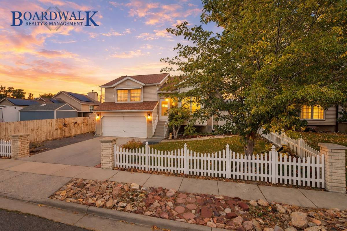 Apartment for rent at 5677 S Esprit Dr, Salt Lake City, UT 84118