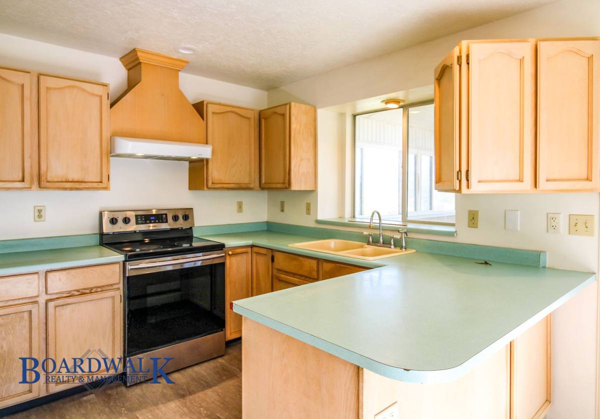 Apartment for rent at 5677 S Esprit Dr, Salt Lake City, UT 84118