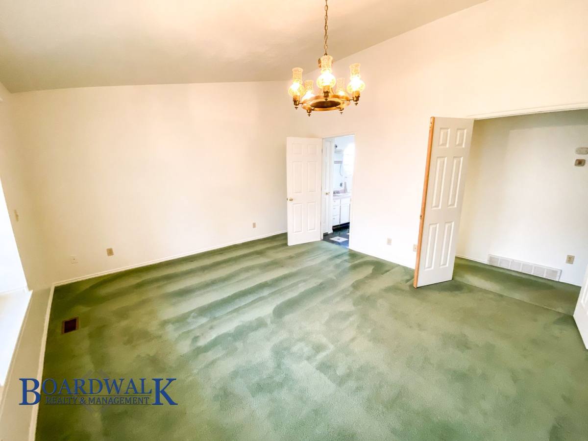 Apartment for rent at 5677 S Esprit Dr, Salt Lake City, UT 84118