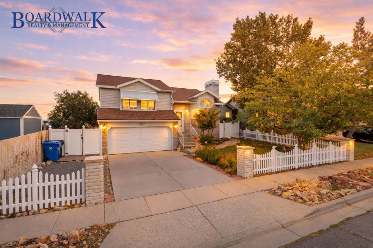 Apartment for rent at 5677 S Esprit Dr, Salt Lake City, UT 84118