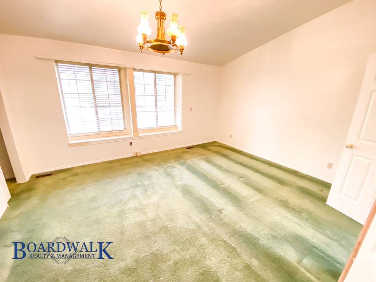Apartment for rent at 5677 S Esprit Dr, Salt Lake City, UT 84118