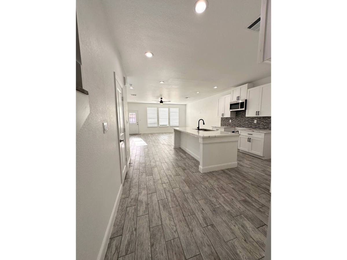 Apartment for rent at 7710 Darnay Dr #7710A, Houston, TX 77033