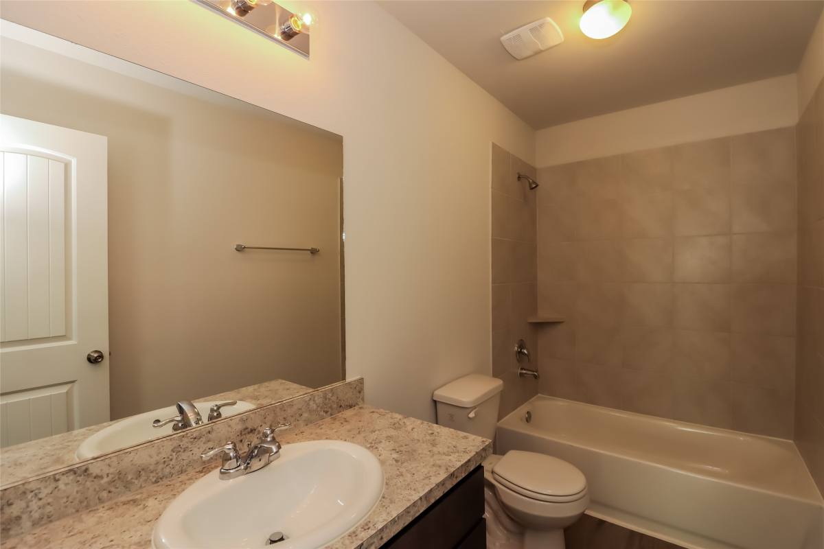 Apartment for rent at 3524 Cub Court, Conroe, TX 77301
