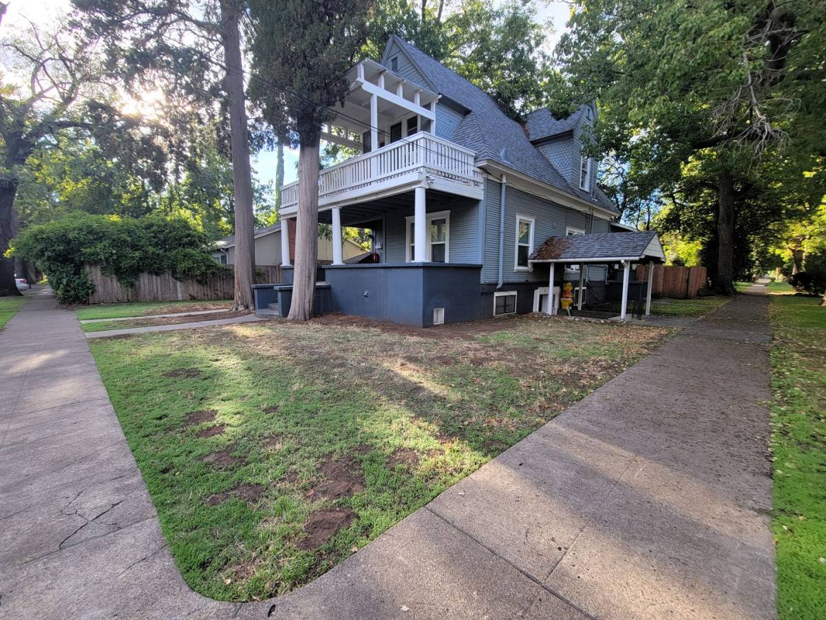 Apartment for rent at 202 W 2nd Ave, Chico, CA 95926