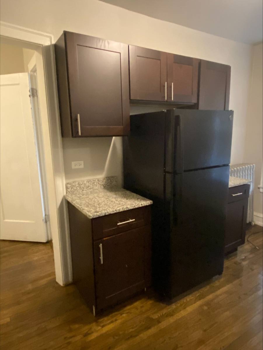 Apartment for rent at 6904-6906 S Cregier Ave, Chicago, IL 60649