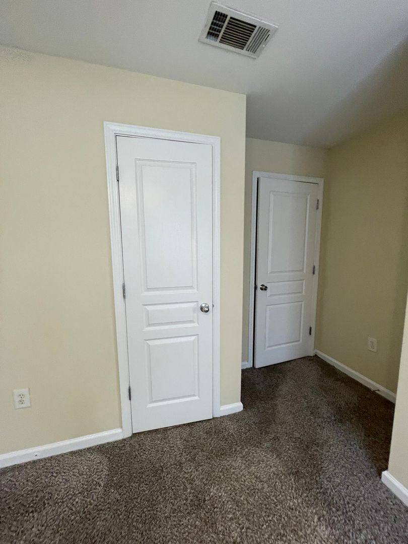 Apartment for rent at 3700 Spruce Ridge Way, Knoxville, TN 37920