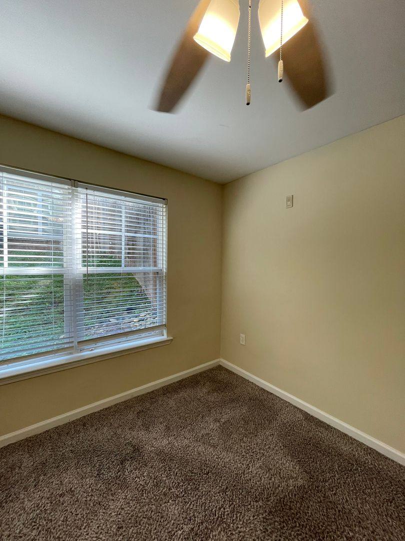 Apartment for rent at 3700 Spruce Ridge Way, Knoxville, TN 37920