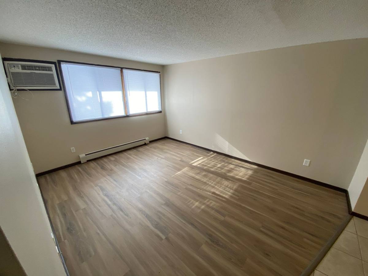 Apartment for rent at 2520 Fairoak Ave, Anoka, MN 55303