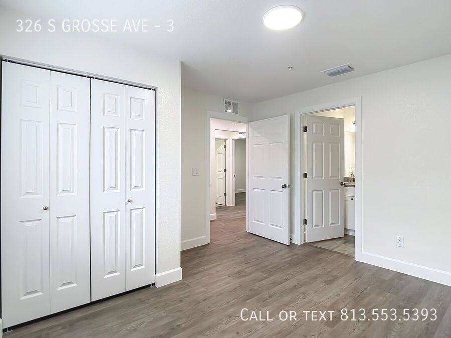 Apartment for rent at 326 S Grosse Ave #3, Tarpon Springs, FL 34689