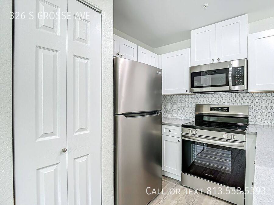 Apartment for rent at 326 S Grosse Ave #3, Tarpon Springs, FL 34689