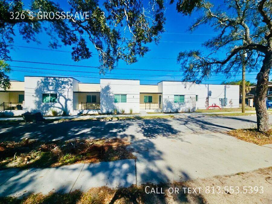 Apartment for rent at 326 S Grosse Ave #3, Tarpon Springs, FL 34689