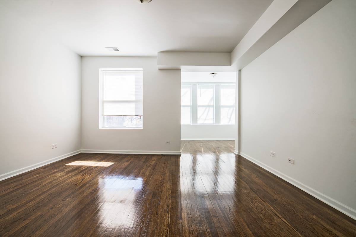 Apartment for rent at 6715 S Dorchester, Chicago, IL 60637
