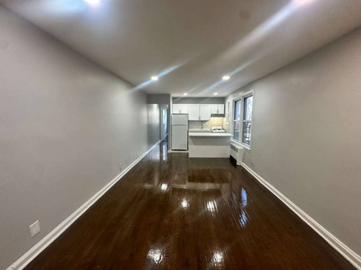 Apartment for rent at 139 Halsted St, East Orange, NJ 07018