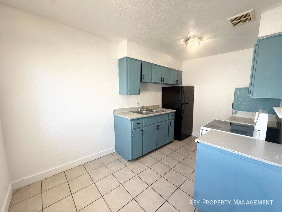 Apartment for rent at 2030 Sunrise Ave #2, Las Vegas, NV 89101