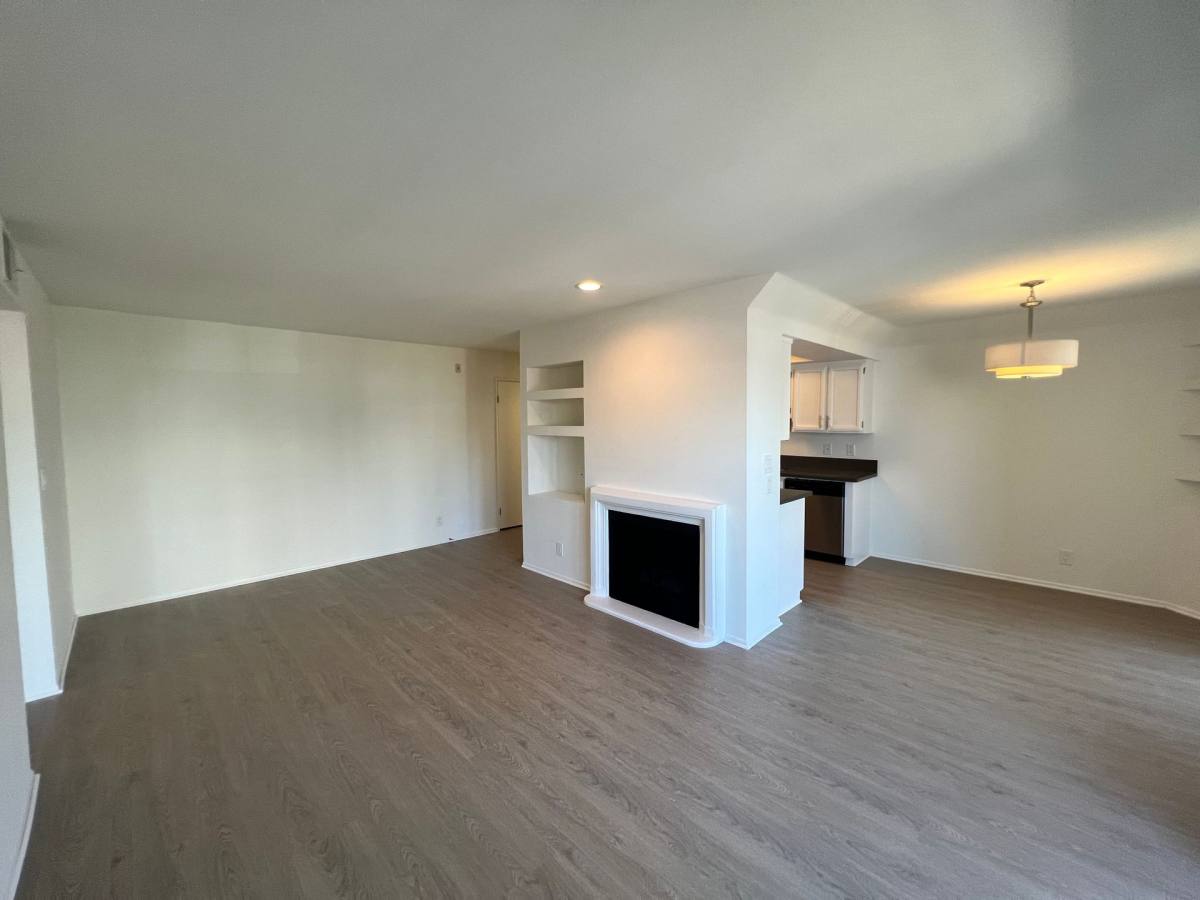 Apartment for rent at 4824 Craner Ave, North Hollywood, CA 91601