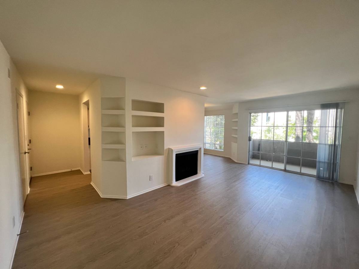 Apartment for rent at 4824 Craner Ave, North Hollywood, CA 91601