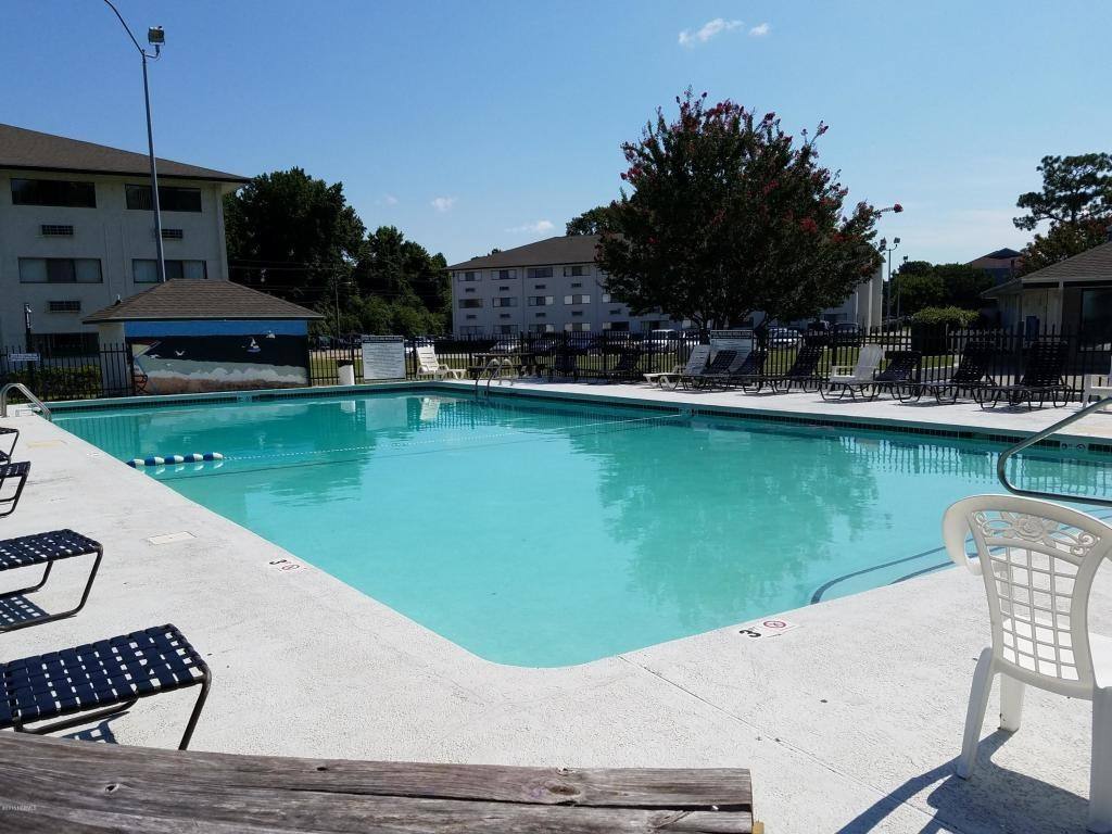 Condo for rent at 450 Racine Dr, Wilmington, NC 28403